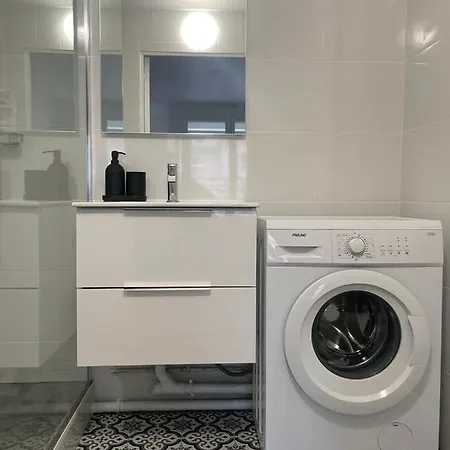 Apartament Charmant T2 Renove